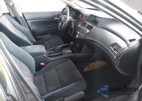 2009 Honda Accord 2.4 Lx from USA, damaged, VIN 1HGCP26379A176655